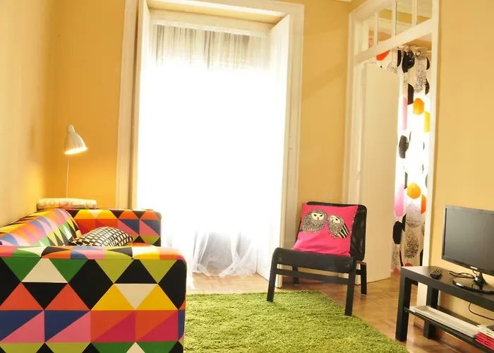 Arco Da Graca Apartment
